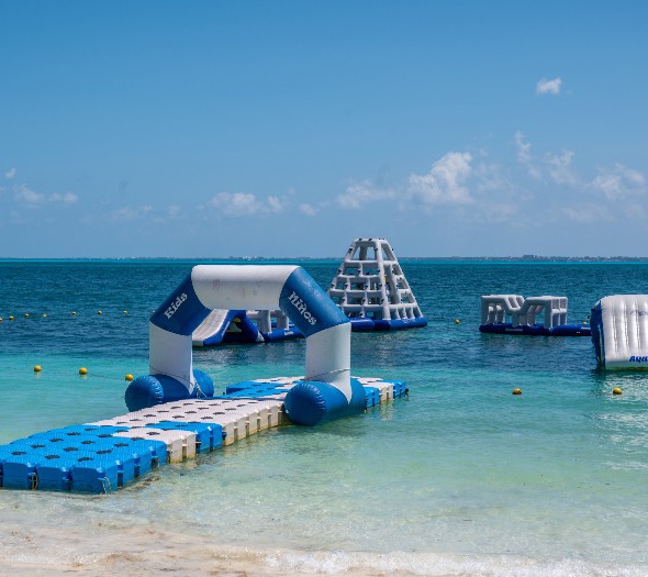 Deportes acuáticos Hotel Dos Playas Faranda Cancún