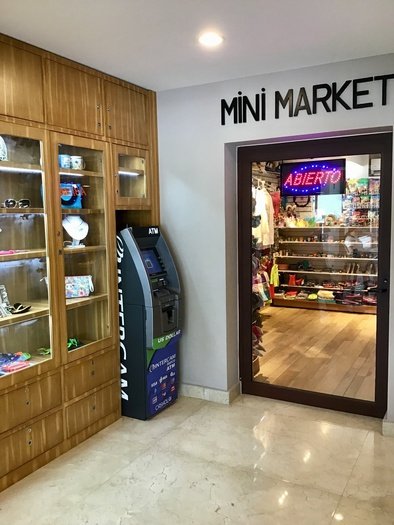 Mini market Hotel Dos Playas Faranda Cancún