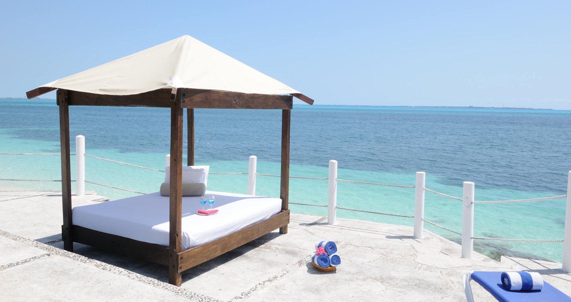 Mil maneras diferentes de  vivir tus vacaciones  Hotel Dos Playas Faranda Cancún