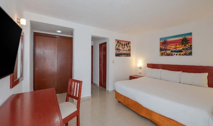 Habitación estándar king size Hotel Dos Playas Faranda Cancún